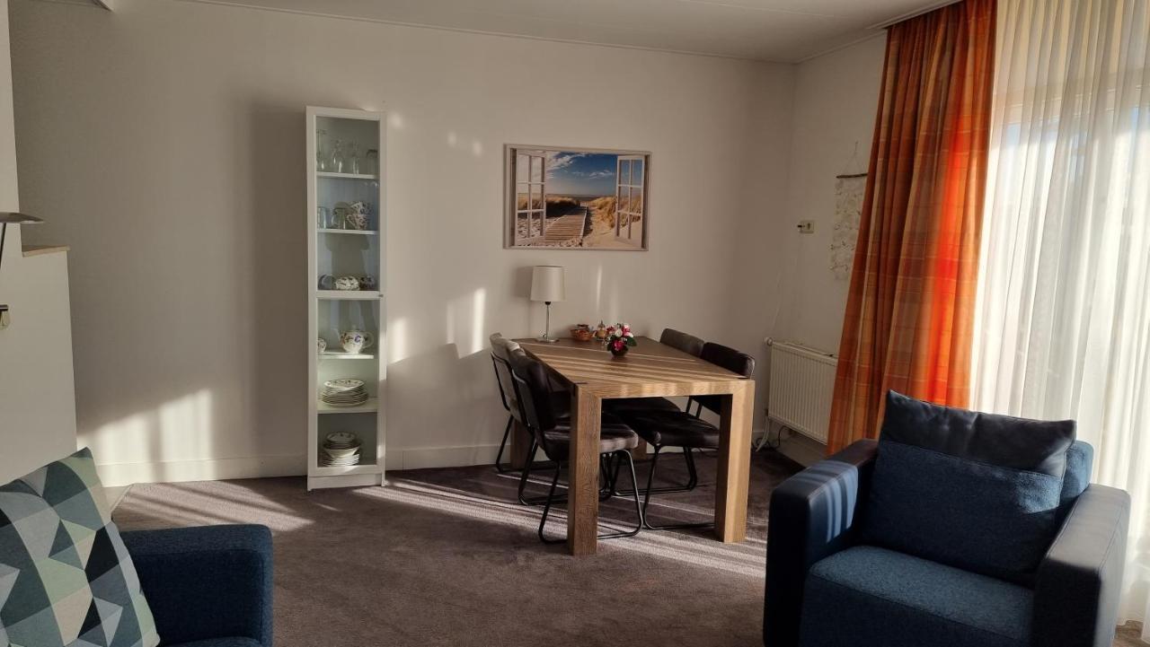 Appartementen De Strandloper ベルゲン・アーン・ゼー エクステリア 写真
